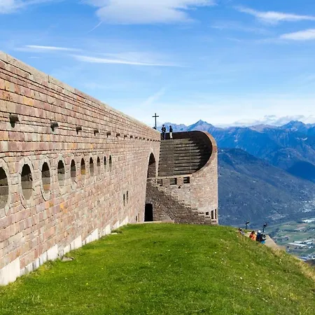 Majestic Lake View Apartment Lugano